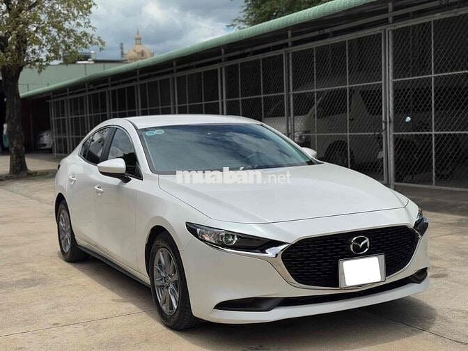 Mazda 3 2021 1.5 Deluxe - 22000 km