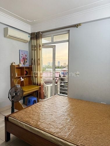 Cho nữ thuê phòng trọ chung chủ, ngõ 235 Nguyễn Trãi, Q. Thạn Xuân