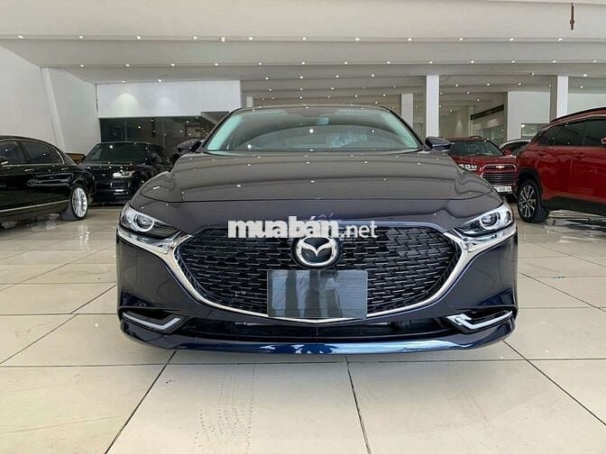 Mazda 3 luxury sx/đk 08-2025, 163km, BhVC đầy đủ.