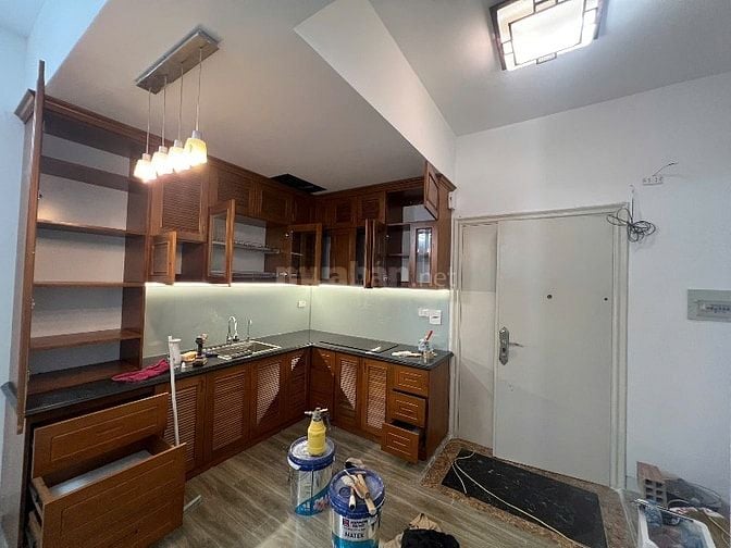 Cho thuê căn hộ chung cư mặt đường Trần Thái Tông Cầu Giấy Hà Nội