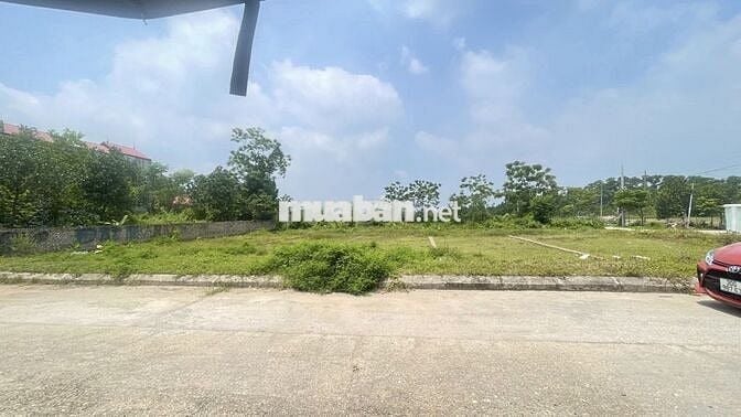 Chính Chủ gửi bán mảnh đất đẹp Hiền Ninh - 3 Mặt ô tô tránh - Sổ đẹp