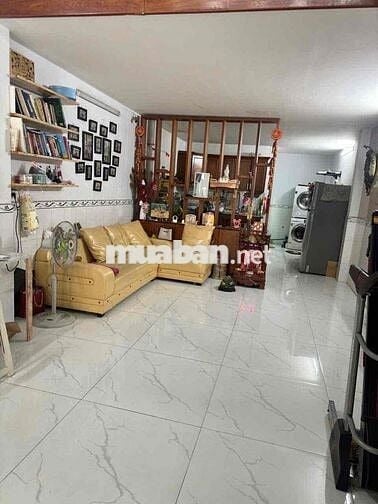 Nhà(4x15m) Lê Trọng Tấn Gác Lửng 2PN Hẻm Xe hơi