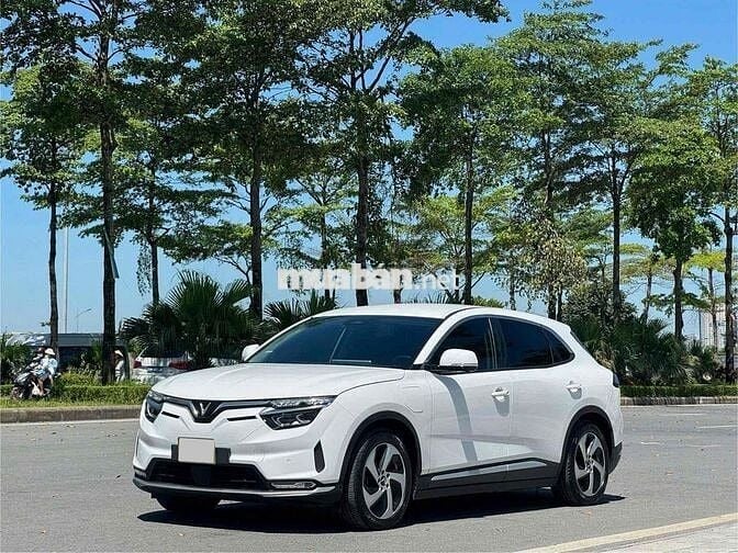 Ô Tô VinFast VF8 2023 Eco - 46000 km