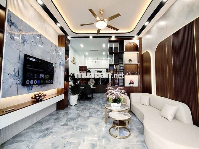 GIÁ RẺ BẤT NGỜ - NHÀ MẶT TIỀN 80M2 TRUNG TÂM THỦ DẦU MỘT