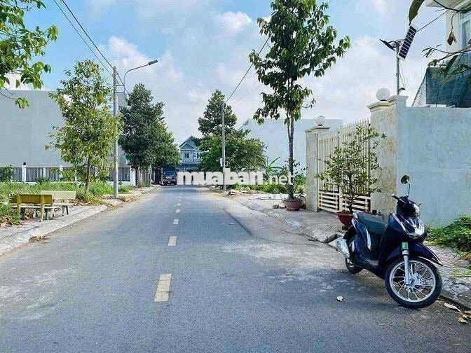 Đất đẹp cần tìm chủ mới dt.146m2 ngang 6 dài 24,3
