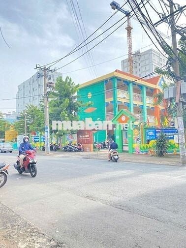 BÁN NHÀ TÂN BÌNH - NHÀ CẤP 4 CŨ 110M2 - 6Tỉ4 - hxh HOÀNG BẬT ĐẠT