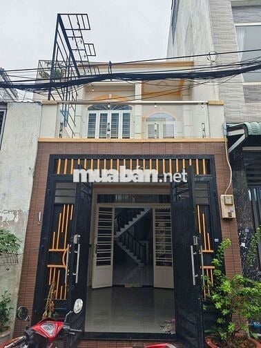 Cho thuê nhà 2 tầng hẻm xe hơi 1/ Nguyễn Văn Quá, Đông Hưng Thuận