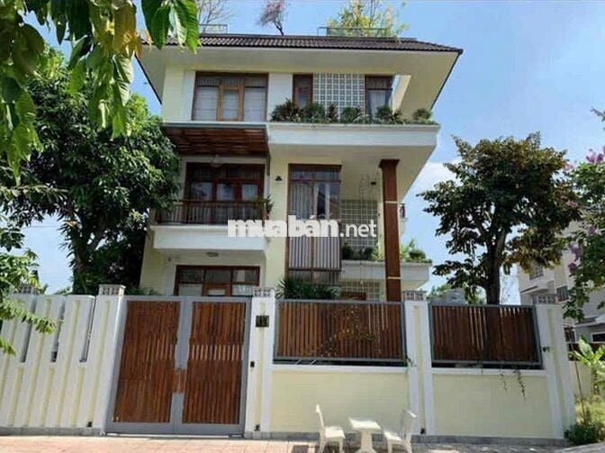 🧧Cho Thuê Biệt Thự Hồ Bơi••Tháng Máy Full Nội Thất Cao Cấp ( Quận 7 )