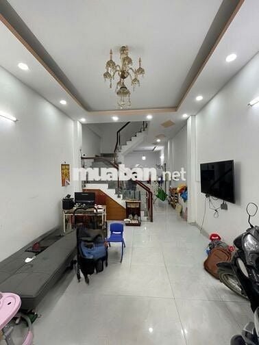 NHÀ ĐẸP Q4- 2 LẦU ĐÚC - 55m2 - KO QH - GIÁ 5 TỶ NHỈNH
