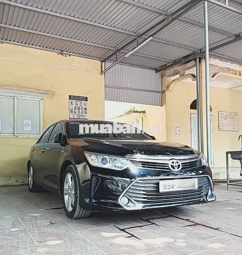 Toyota Camry 2016 2.5Q - 12000 km