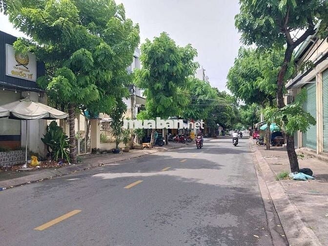 MẶT TIỀN CHỢ HIỆP THÀNH 5.2 X 26, DÒNG TIỀN 18TR/THÁNG ,GIÁ 9.7 TỶ