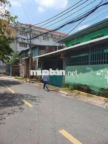 Đất MT nguyễn thị nghé . thới tam thôn . hốc môn . 6 x 25 giá 5,2 tỷ