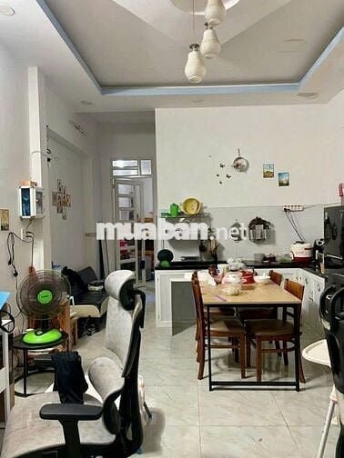 NHÀ CẤP 4 ĐỐI DIỆN VẠN PHÚC CITY, HIỆP BÌNH PHƯỚC, THỦ ĐỨC