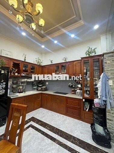 Bán nhà phố P.Tân quy, quận 7. Diện tích 66m2, 4 tầng BTCT. Giá 9.x tỷ