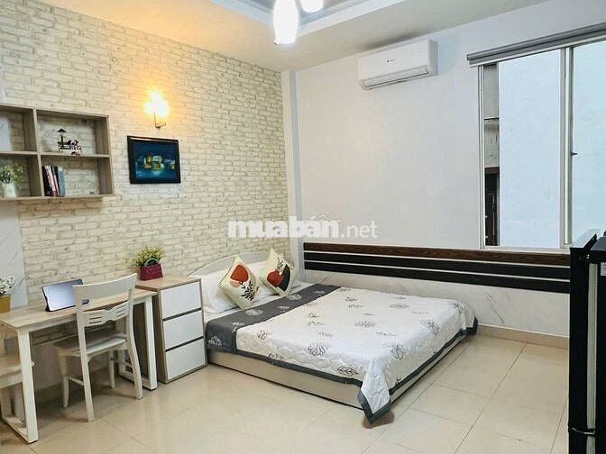 Cho thuê  MT 10p 11WC Huỳnh Văn Bánh 5 tầng giá 38 triệu