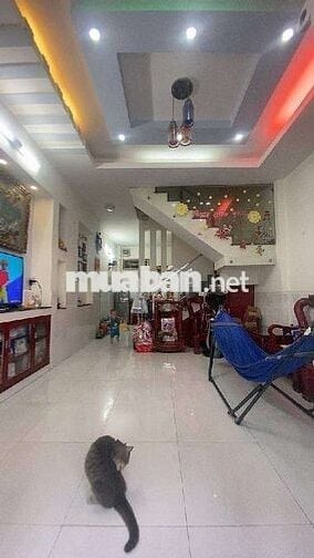 6,5 tỷ dg phú thọ hòa khu chợ vải 
Hẻm ôtô đường mới trải nhựa