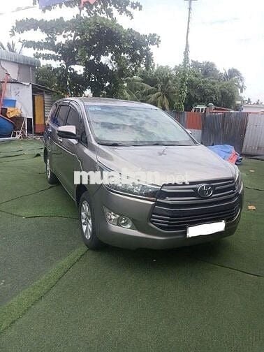 Toyota Innova 2019 2.0E - 75000 km