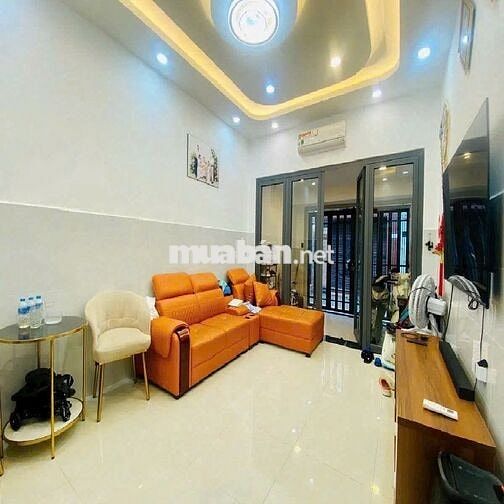 Quận Phú Nhuận - HXH Huỳnh Văn Bánh - Sổ vuông 3.5x13.5 m - 9.5 tỷ