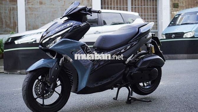 Yamaha NVX Xám Xi Măng - Biển SG