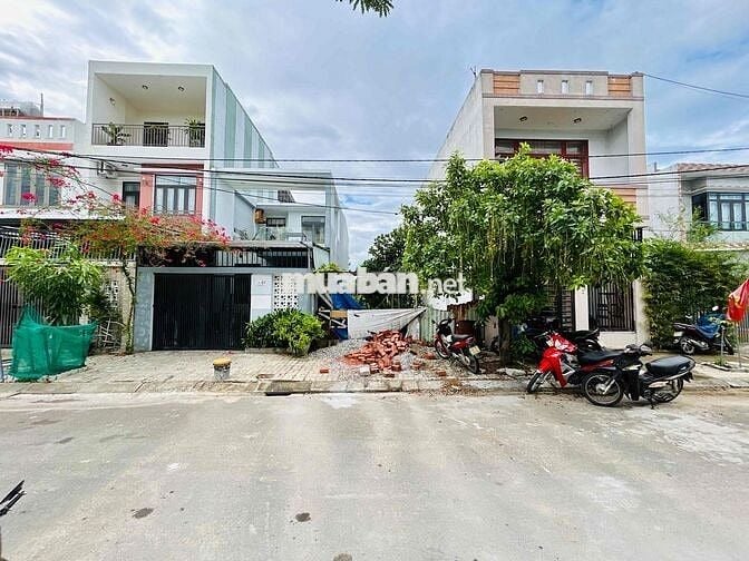 Đất khu Bá Tùng- Ngũ Hành Sơn 3tỷ250 đường 5.5m sạch đẹp