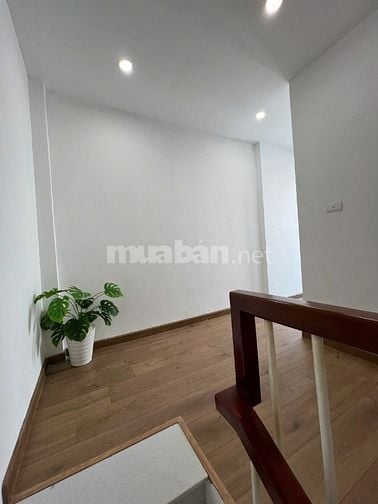 Bán Nhà Bạch Đằng Hai Bà Trưng 24m 4 tầng 3 ngủ Đủ đồ gần phố 5 tỷ xx