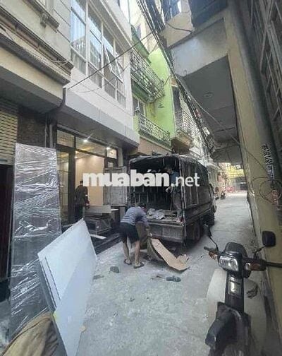 NHÀ NGÃ 3 BA LA - HÀ ĐÔNG - Ô TÔ ĐỖ CỬA