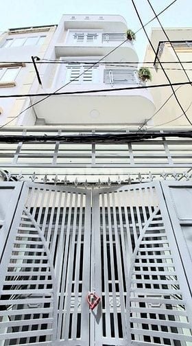 Góc 3 mặt Hẻm Hoà Hưng,Có cửa sau 5Tầng,4PN, Siêu Thị,Tr Học,Cửa Hàng 