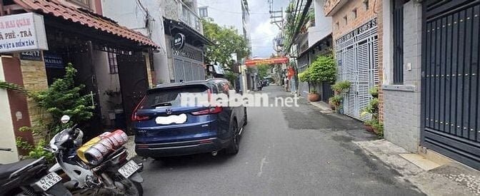 Nhà phố mặt tiền hẻm xe Tải, Nguyễn Văn Công, Gò vấp