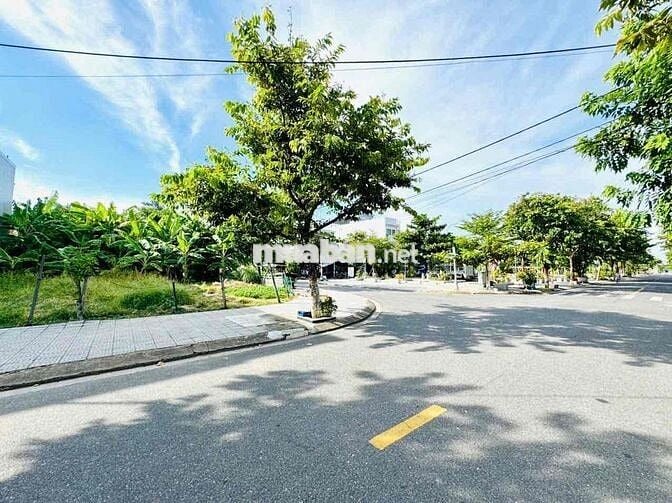Bán lô góc Phan Tốn 7m5 - Đồng Phước Huyến 5m5 , thông Võ Chí Công