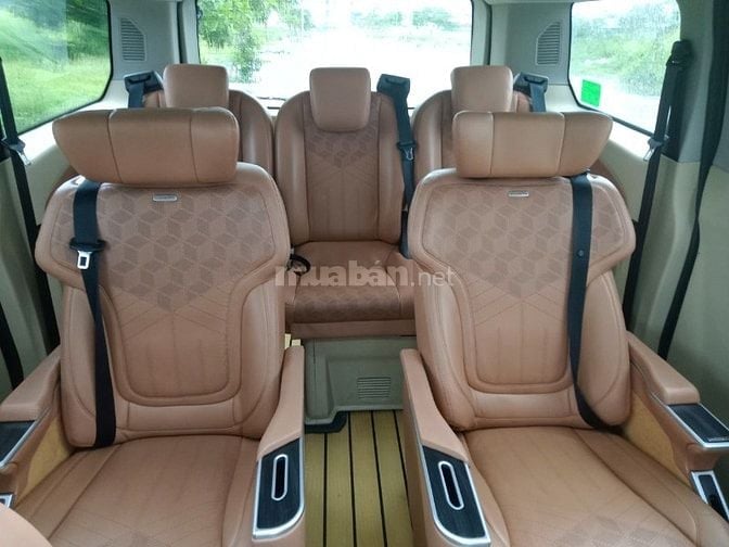 Bán xe Ford Tourneo độ Limousin