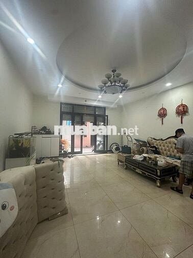 CHÍNH CHỦ CẦN BÁN GẤP, NHÀ ĐẸP LẠC LONG QUÂN, OTO ĐỖ, NHÀ NỞ HẬU