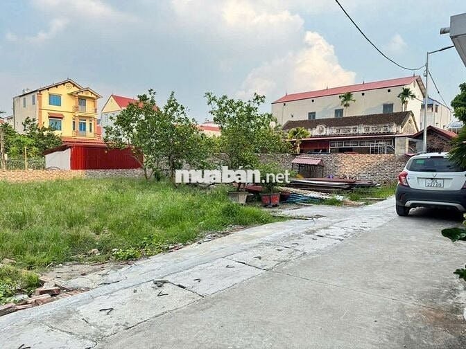Bán đất thôn Gia Trung, xã Quang Minh, Mê Linh. Gần KCN