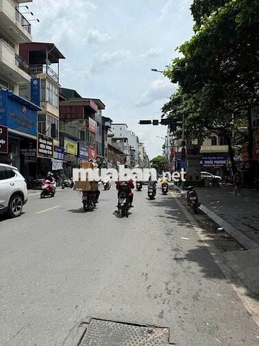 BẠCH MAI - BÁN ĐẤT TẶNG NHÀ - MẶT TIỀN KHỦNG - PHÙ HỢP XÂY CMMN