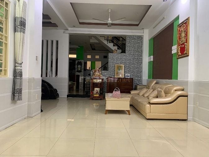 Nhà 6 x 17m 1 trệt 1 lầu / Lê thị Hồng P17 
