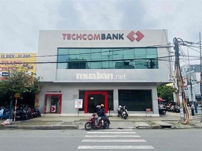 CẦN CHO THUÊ NHÀ 2 TẦNG LÔ GÓC 2 MT KHU GẦN ÂU CƠ
