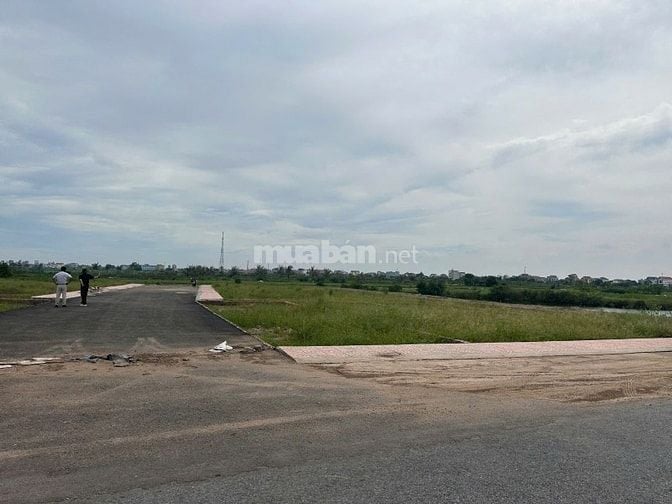 Lô đất đẹp, mặt biển Quất Lâm, đối diện khu nghỉ dưỡng, giá 1,2 tỷ