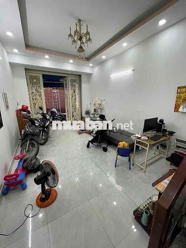 Bán nhà ngay Lũy Bán Bích Vườn Lài Tân Phú 77m2 4 tầng đường 8m 11,5tỷ