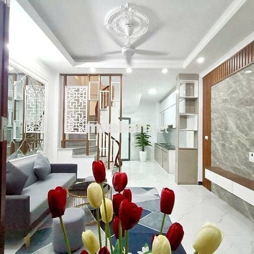 Cậu em đang cần bán nhà 45m,5t tại Cầu Đơ,HĐ ngõ to chỉ nhỉnh 7t