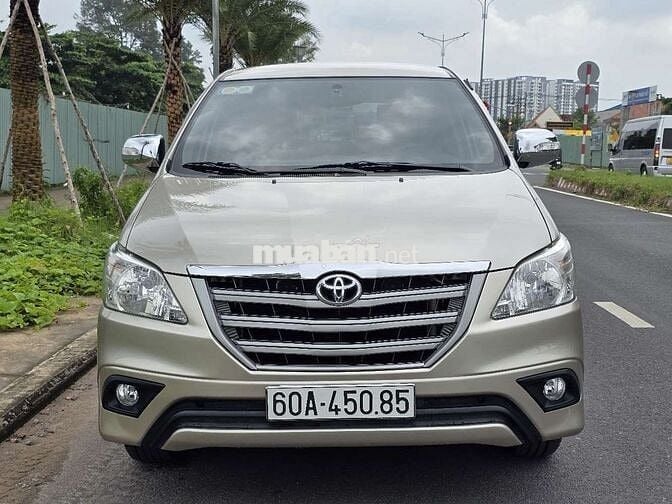 Innova E 2015 số sàn odo 63000km TpHCM