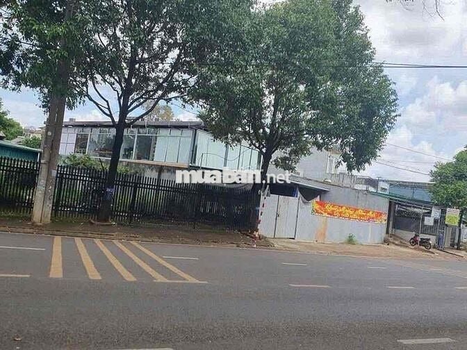 Đất mặt tiền kinh doanh ngay Chợ Thành Nhất BMT ĐĂK LĂK