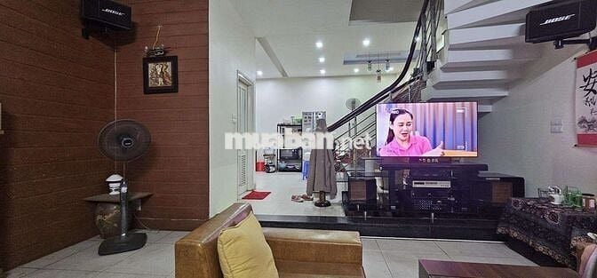 SIÊU PHẨM NHÀ LIỀN KỀ NGÔ THỊ NHẬM – HÀ ĐÔNG