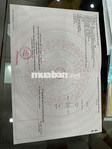 cần bán lô đất kdc vietsing trục đuong d1 vitri thong ra quốc lộ 13