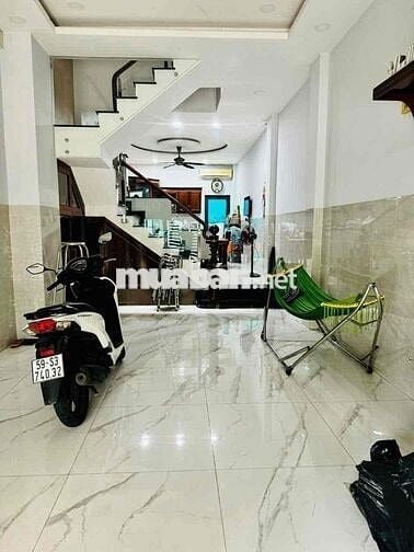 Bán nhà mặt tiền đường kinh doanh sầm uất, P. An lạc