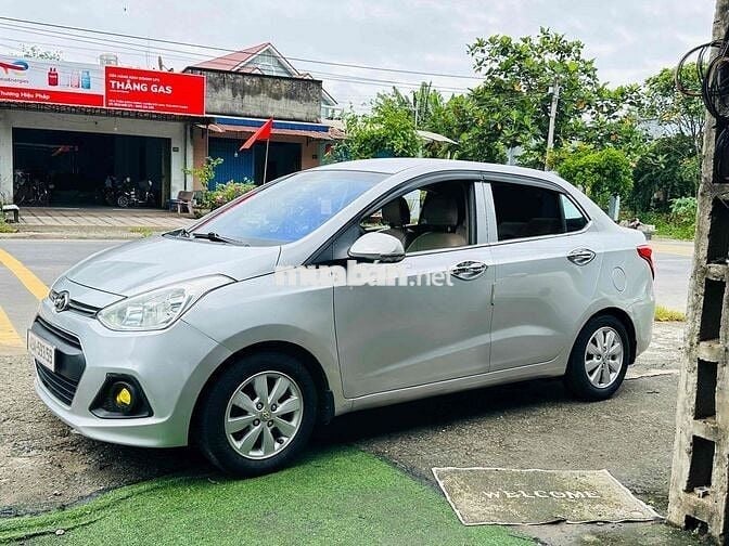 Hyundai Grand i10 2015 Sedan 1.2 MT - ko taxi