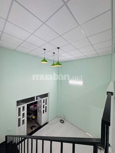 Nhà nguyên căn dọn vào ở ngay 
