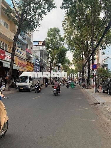 Nhà lầu p. Quang Vinh hẽm xe hơi chỉ 3 tỷ 950