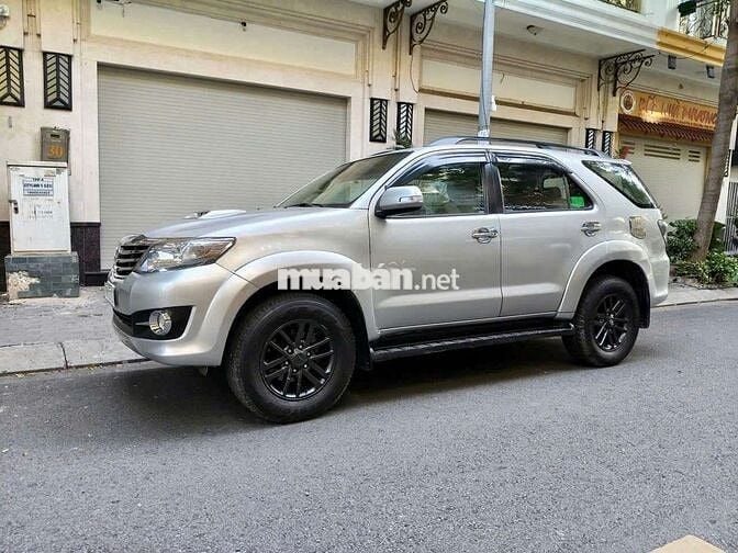 Bán xe Toyota Fortuner bản G máy diesel SX 2016