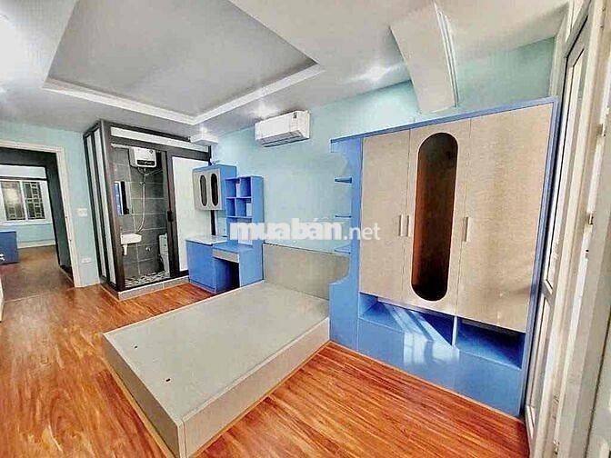 Khương Đình, 9 phòng KK, 70m ra phố, nhà đẹp, dòng tiền 40Tr. Chỉ 8tỷ