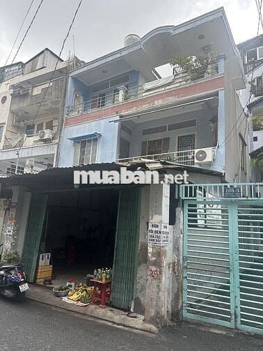 Nhà mặt tiền khu sầm uất quận Phú Nhuận có giá hợp lý