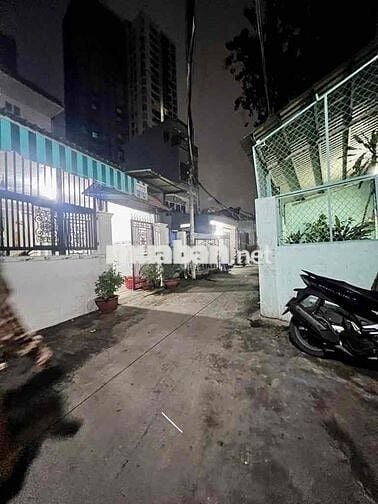 Nhà Khu Hiếm Bán - Quận 8 - Phường 14 - 71m2 - Hẻm 4m - hơn 5ty